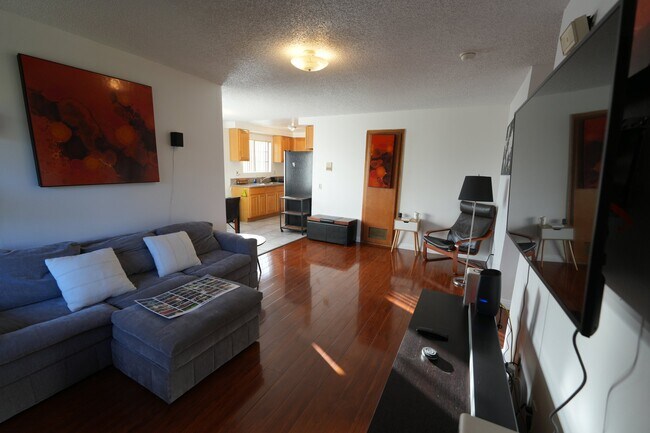 Building Photo - 1278 Lilac Pl