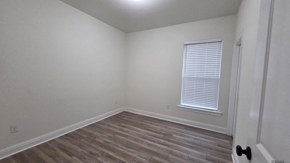 Building Photo - 1346 Hickory Creek Dr