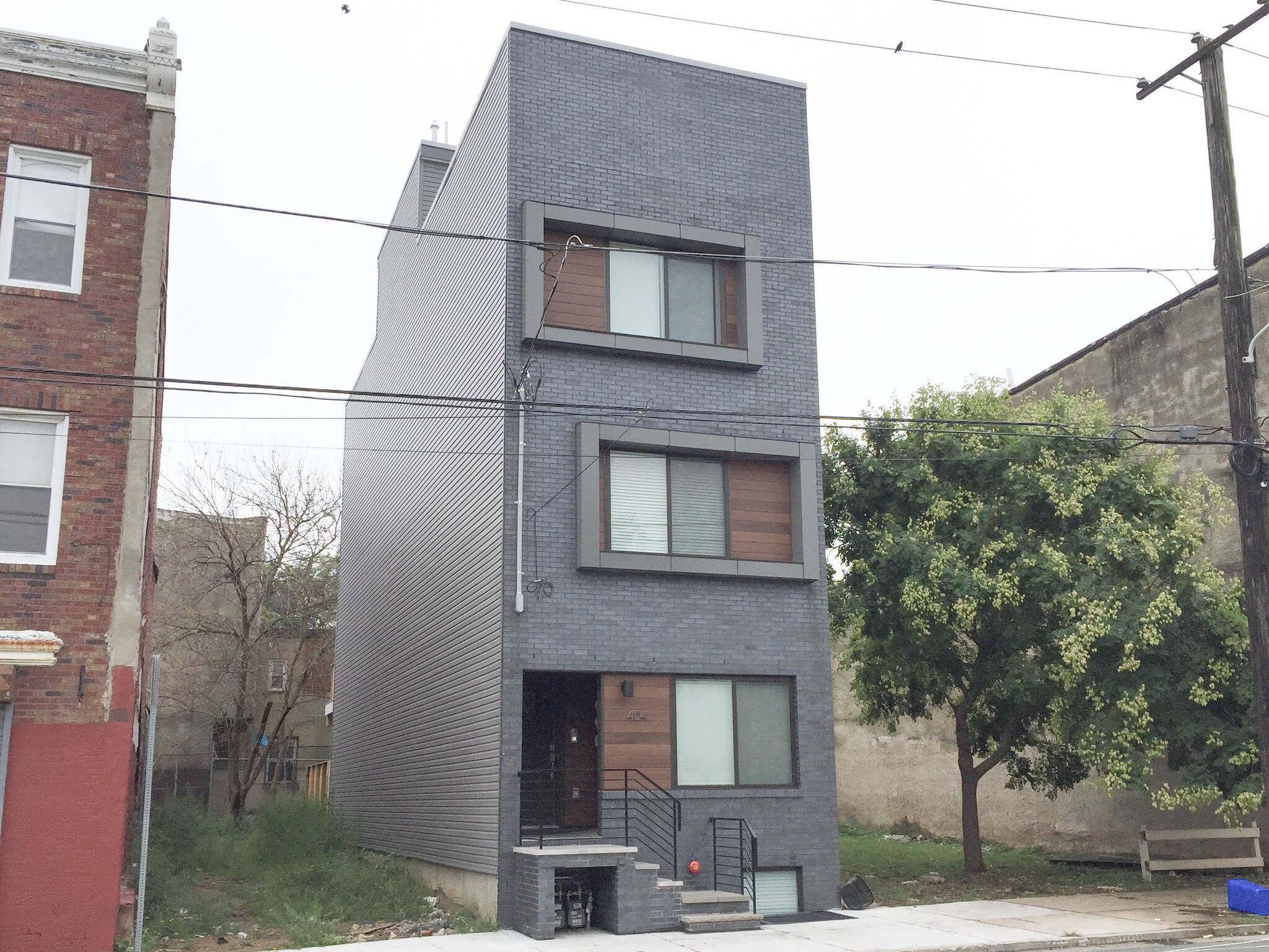 Building Photo - 404 W Berks St