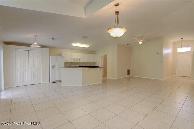 Building Photo - 4810 Manchester Dr