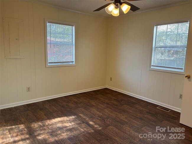 Building Photo - 828 Spruce St