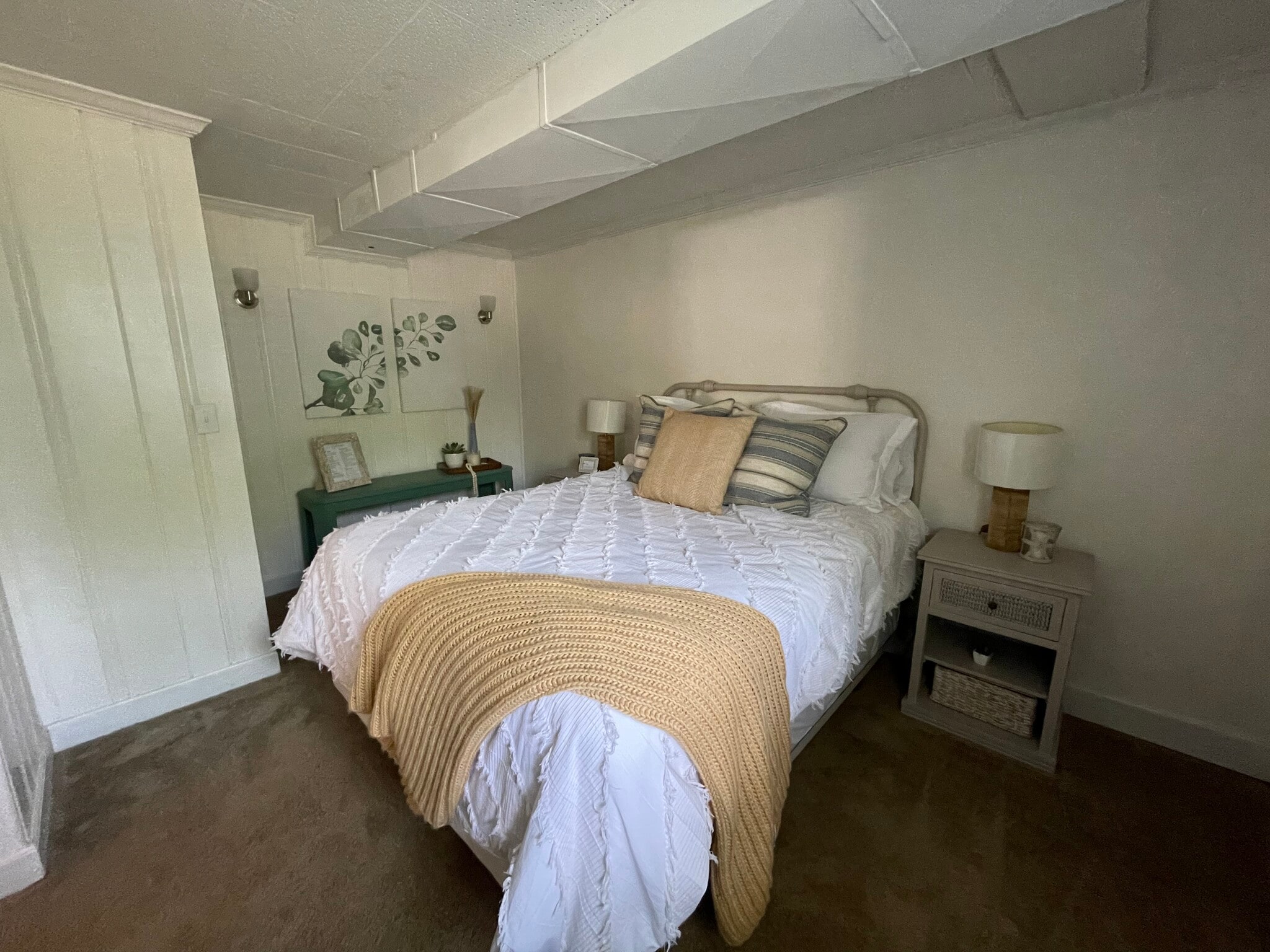 Building Photo - 4620 Fort Ave