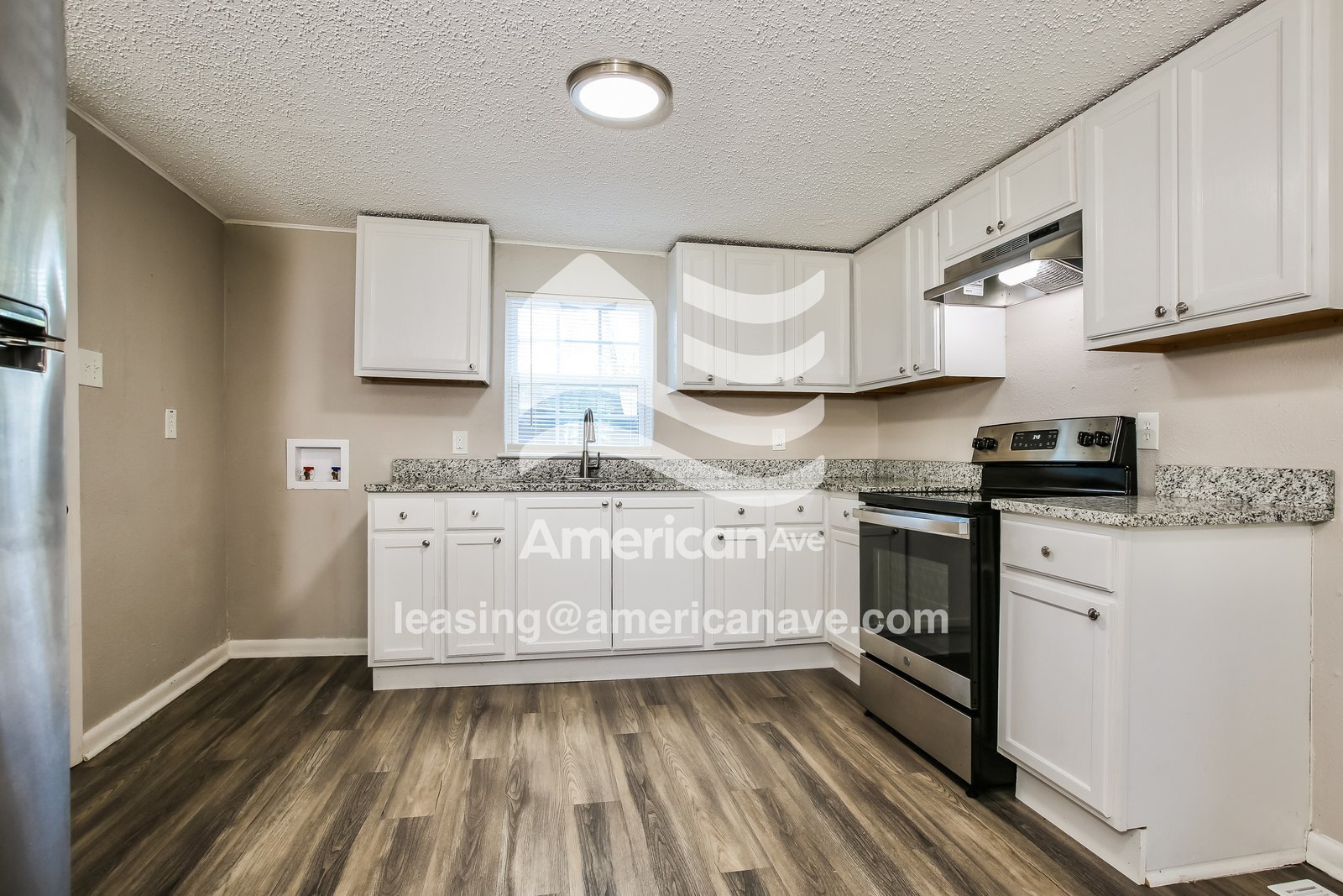 Building Photo - 2900 S Main St