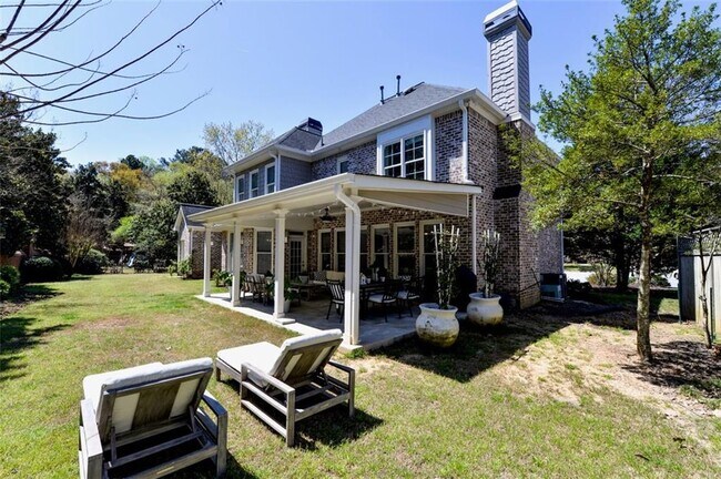 Building Photo - 310 Windsor Gate Cove NE