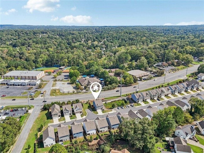 Building Photo - 3890 Clarington Dr