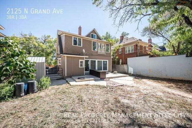 Building Photo - 2125 N Grand Ave