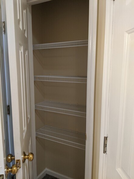 Building Photo - 207 Faldo Dr