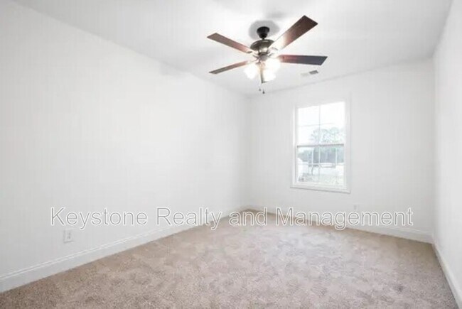 Building Photo - 940 Britton Springs Rd