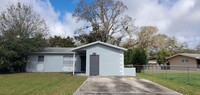 Building Photo - Three Bedroom with Bonus Room