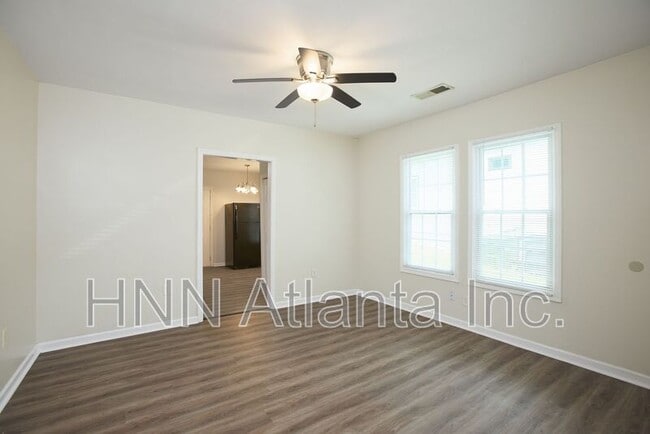 Building Photo - 1049 Sims St SW