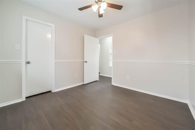 Building Photo - 7206 Gallant Glen Ln