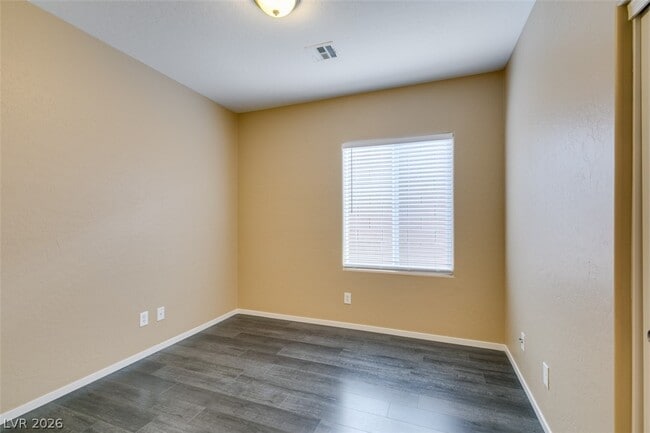 Building Photo - 2672 Dirleton Pl