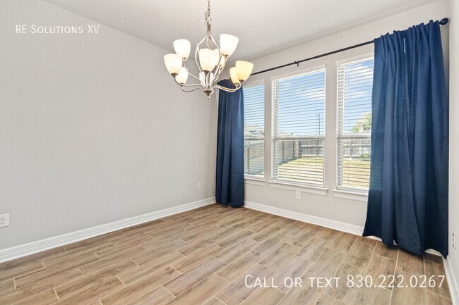Building Photo - 29003 Throssel Ln