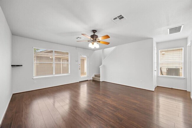 Building Photo - 105 Fire Island Dr