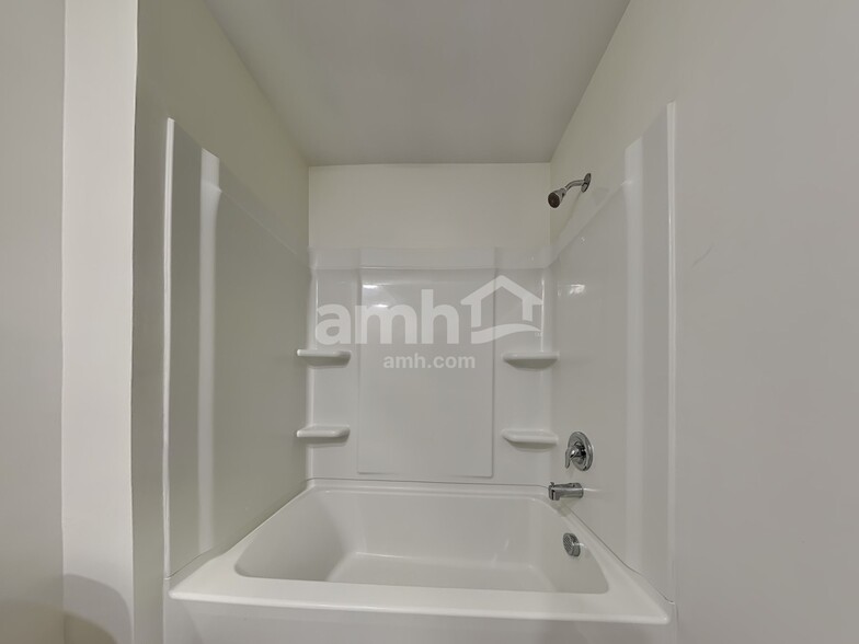 Building Photo - 176 Tobago Cir