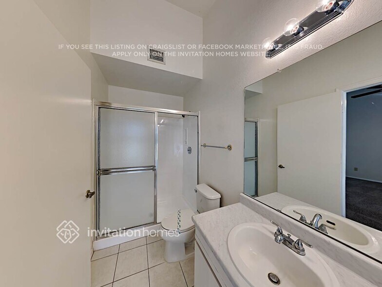 Building Photo - 4536 W Behrend Dr
