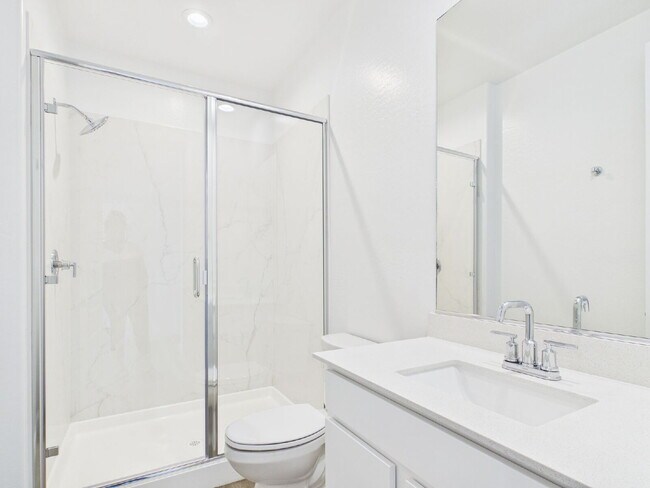 Building Photo - Brand new home with Casita