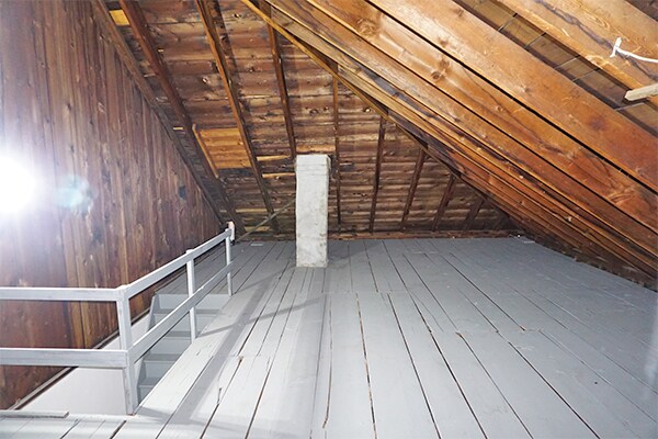 Building Photo - 29 Maple St