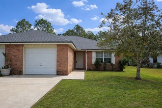 Building Photo - $1550 - 3/2/1 - Great Location Duplex B Section