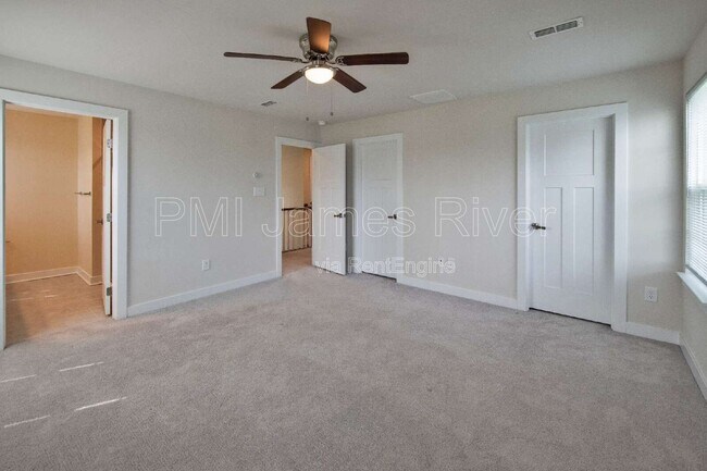 Building Photo - 8225 Spiral Dr