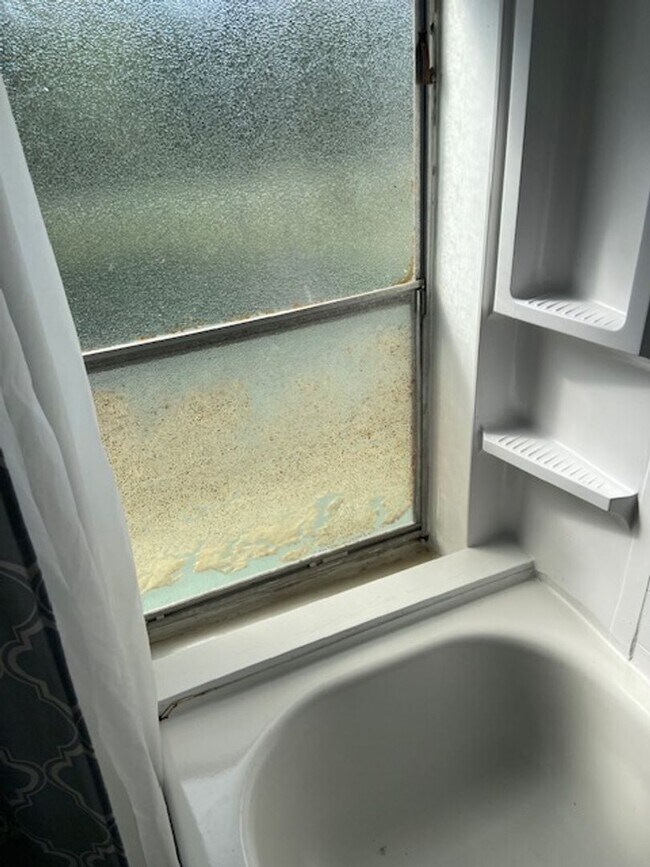 Building Photo - Beautiful 3brm, 2bath Home in Heart of Burns!!