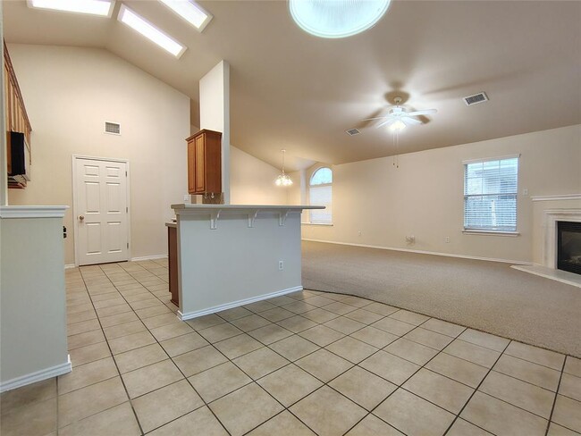 Building Photo - 3109 Lynnbrook Dr