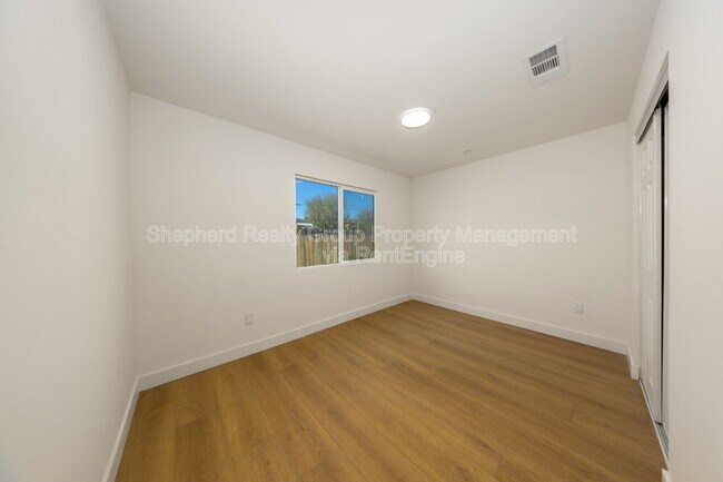 Building Photo - 7721 Janet Ave