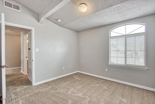Building Photo - 12760 Tierra Alexis Dr