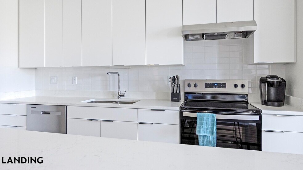 Building Photo - 4341 34th St S