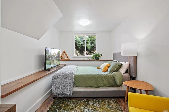 Building Photo - 1514 Campbell St