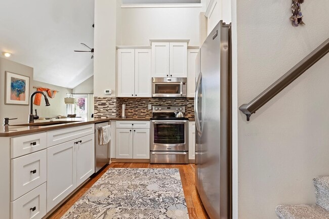 Building Photo - Luxury Condo in SE Boise's most desirable master planned community-Surprise Valley