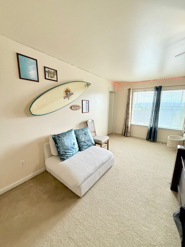 Building Photo - A stunning home in desirable Stendahl Ridge!