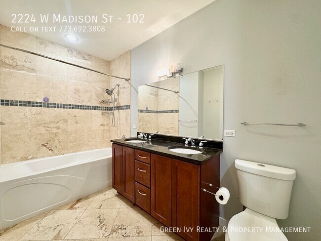 Building Photo - 2224 W Madison St