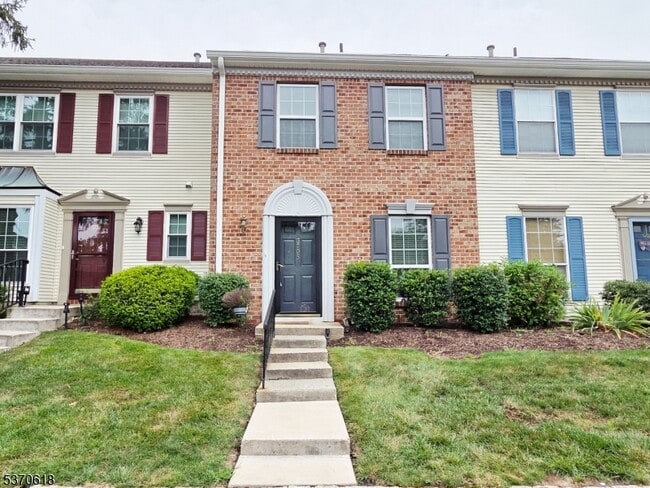 Building Photo - 3705 Pinhorn Dr