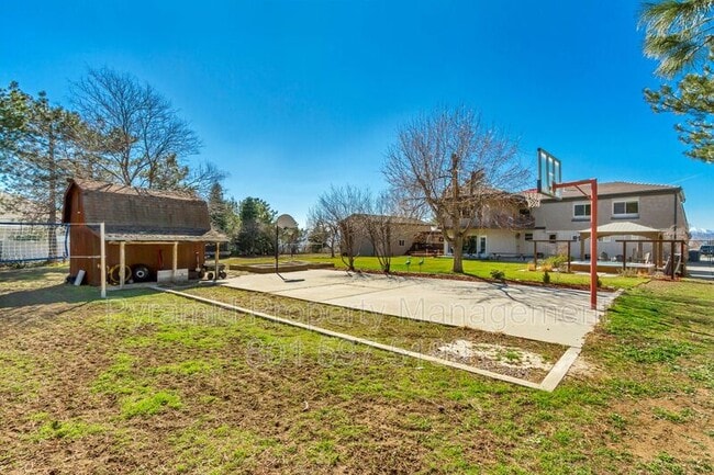 Building Photo - 10971 Cindy Cir