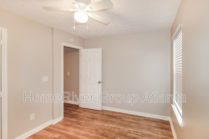 Building Photo - 80 Forest Brook Dr