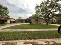 Building Photo - 4929 High Meadow Dr