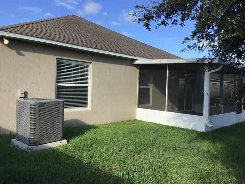 Building Photo - 65074 Lagoon Forest Dr