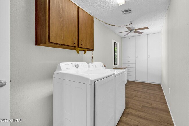 Building Photo - 14126 W Pennystone Dr