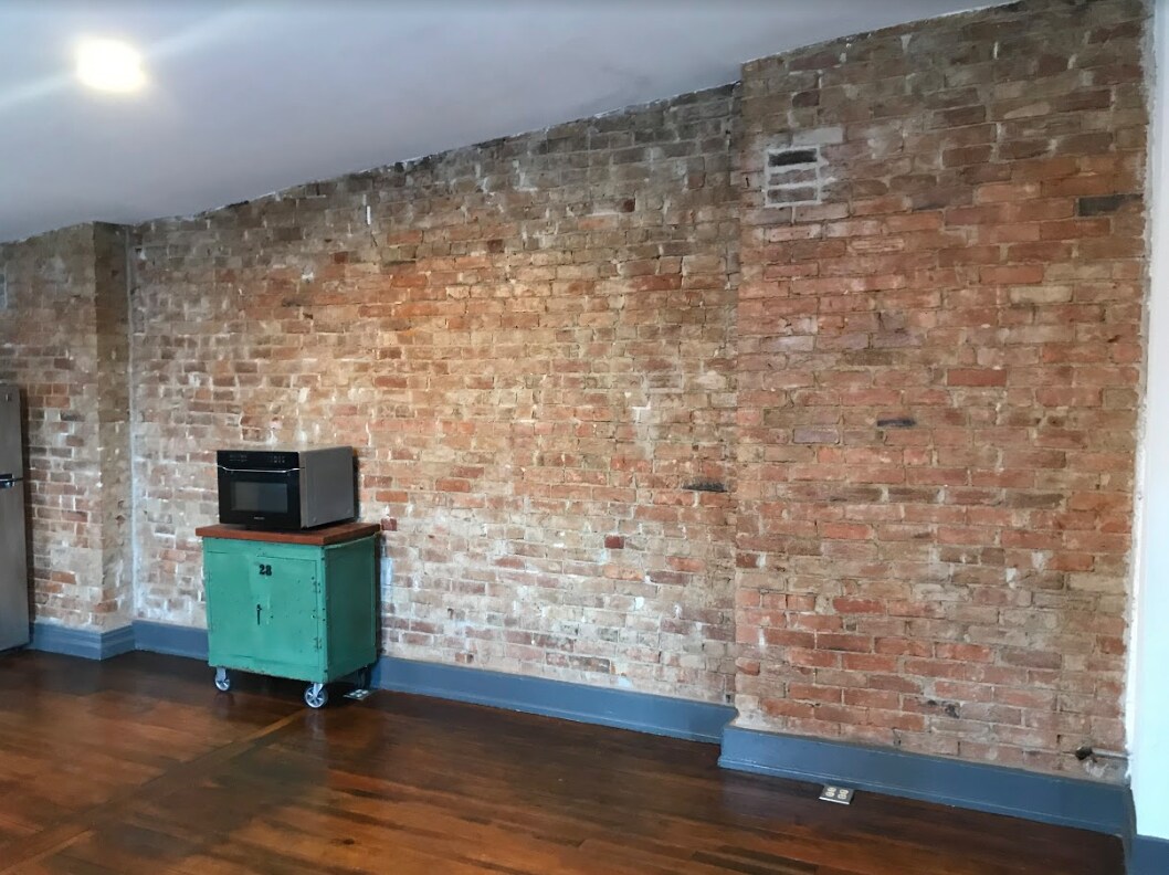 Building Photo - 1531 Elm St