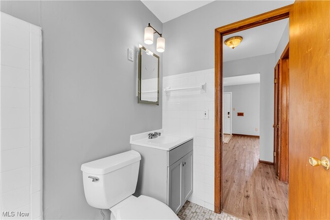 Building Photo - 5607 Allanwood Dr