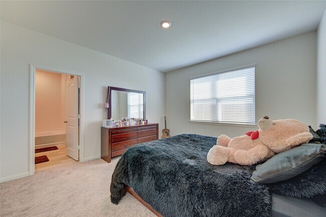 Building Photo - 10702 Millet Ct