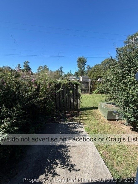 Building Photo - 6471 Yadkin Rd