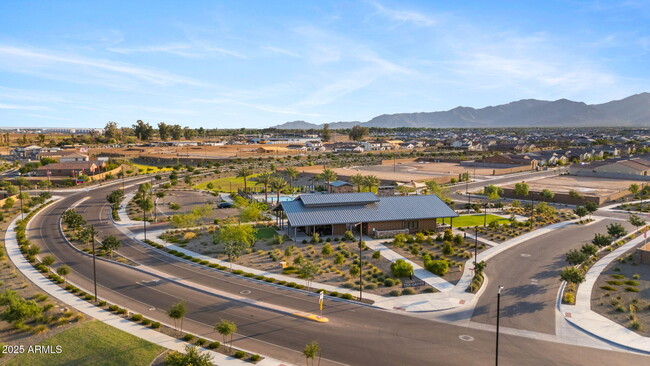 Building Photo - 11716 N 168th Dr