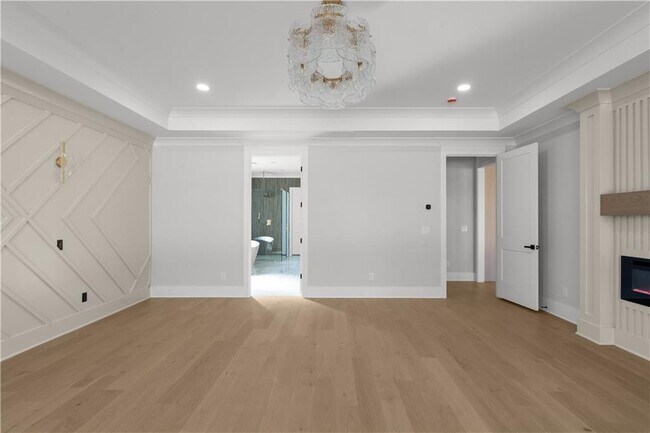 Building Photo - 407 Buford