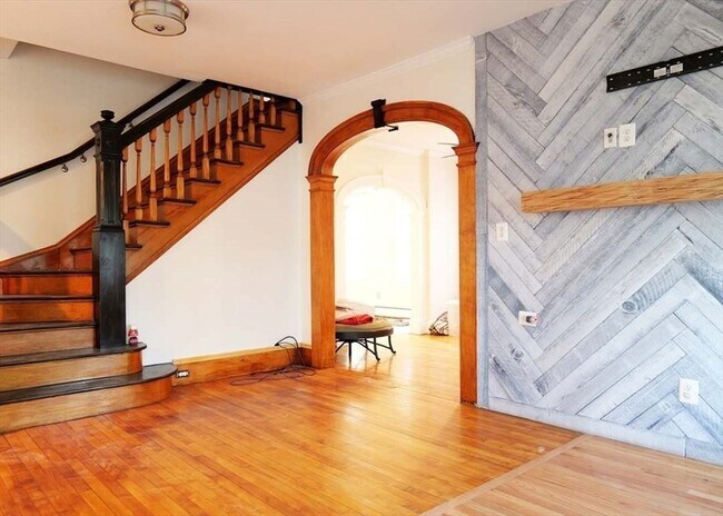 Building Photo - 21 Englewood Ave