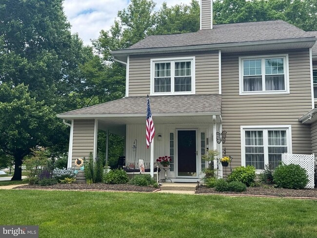 Building Photo - 321 Danbury Ct