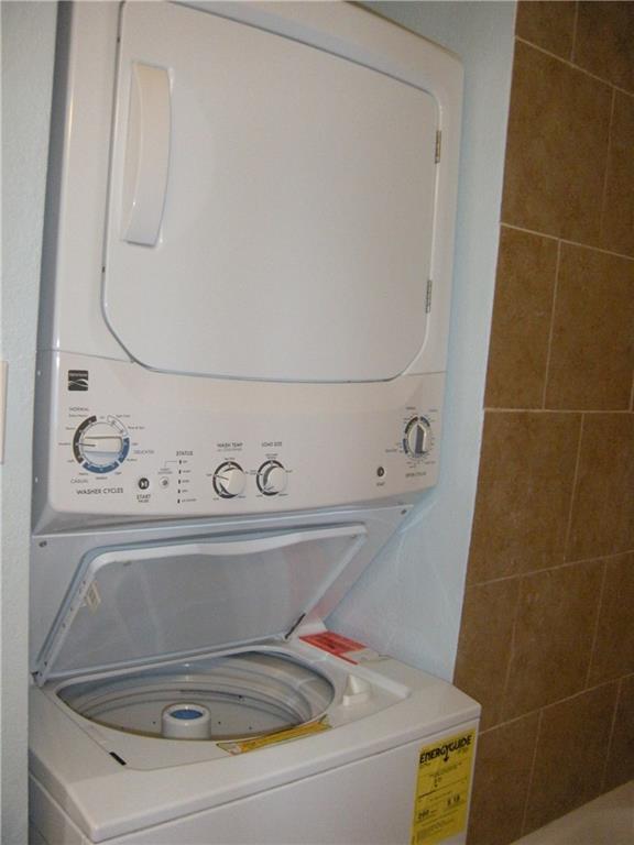 Building Photo - 114 E 31st St