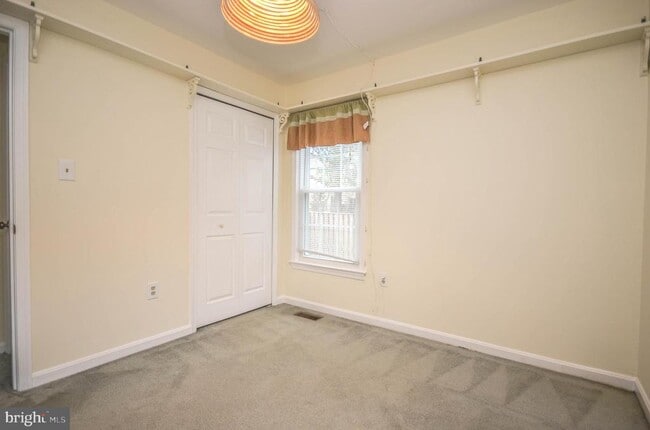 Building Photo - 9440 William Kirk Ln