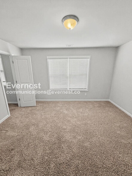 Building Photo - 320 Bertha Honey Stewart Dr